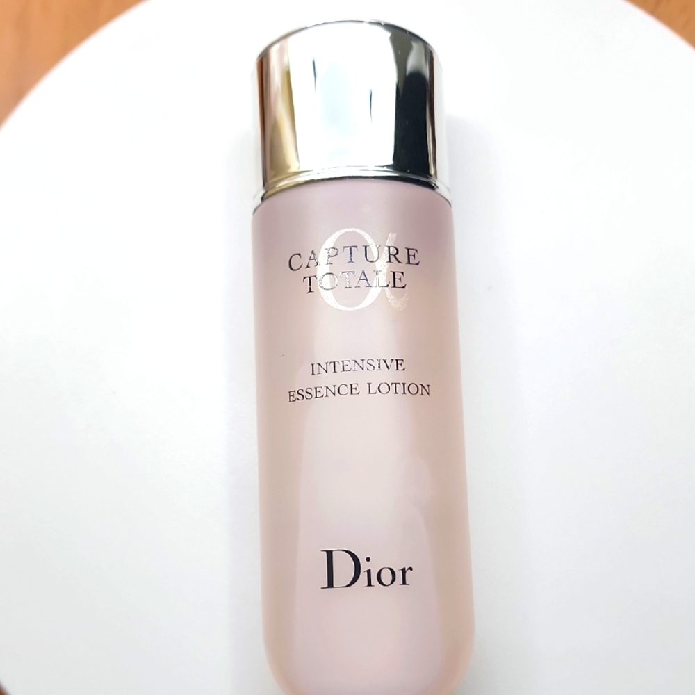 NWOT/B Dior Capture Totale Intensive Essence Lotion 50 Ml